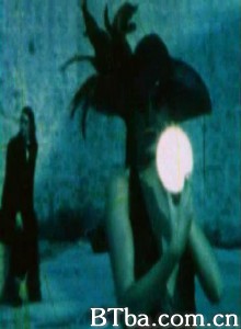 镜子的艺术 (1970)  BT磁力 迅雷网盘下载