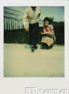 宝利来的使用方法 How to Operate a Polaroid Camera (1970)  BT磁力 迅雷网盘下载