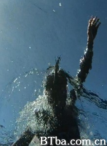 游泳 The Swim‎ (2021) 1080P/720P BT磁力 迅雷网盘下载-影音屋