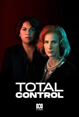 股掌之间 第一季/Total Control Season 1