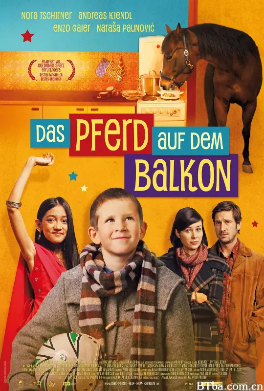 少年与马/Das Pferd auf dem Balkon